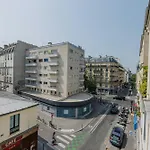 Cozy For 2 People - Place De La Republique Апартаменты