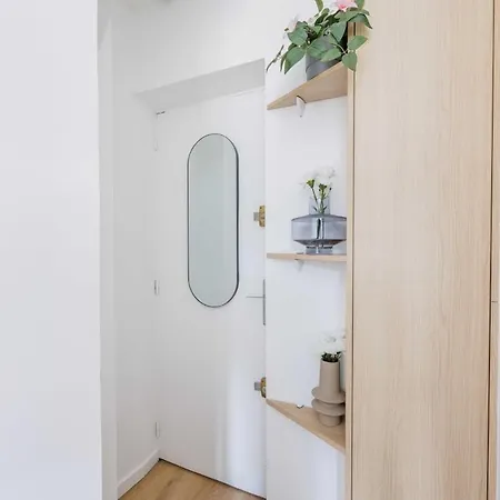 Cozy For 2 People - Place De La Republique Apartment *