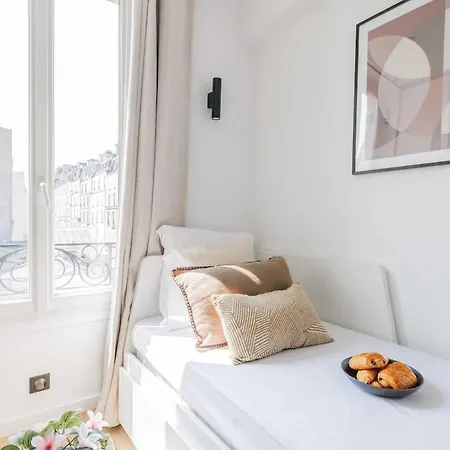 Cozy For 2 People - Place De La Republique *