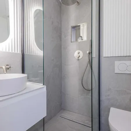 Cozy For 2 People - Place De La Republique Apartmán