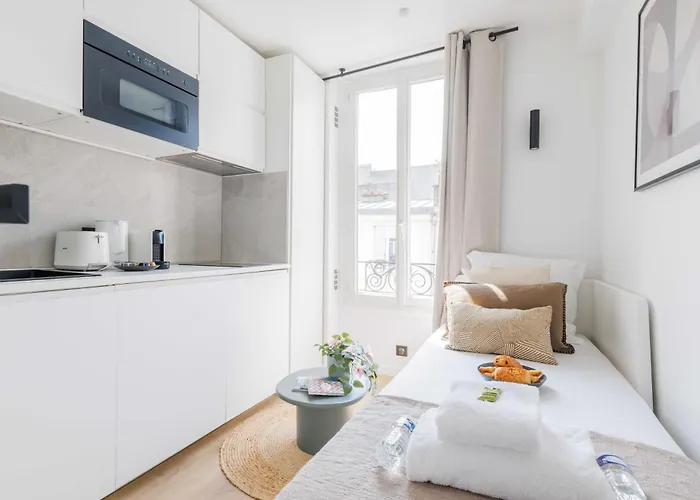 Cozy For 2 People - Place De La Republique Paris