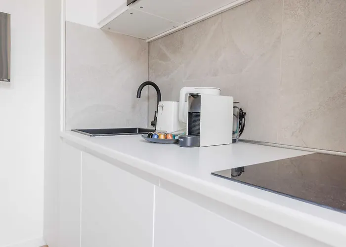 Apartament Cozy For 2 People - Place De La Republique Paryż